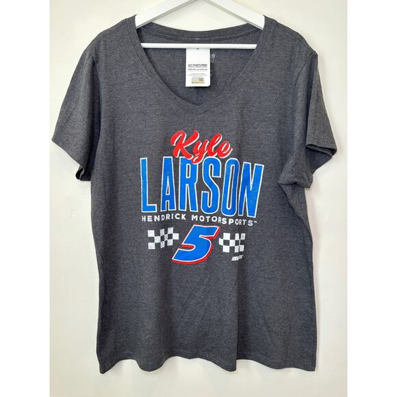 Kyle Larson Hendrick Motorsports Nascar Women's Gray V-Neck T-Shirt NWT  2XL‎ - Picture 5 of 5